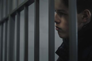„První mrtvola na kontě.“ Švédské gangy verbují děti, vláda chce přitvrdit - Seznam Zprávy